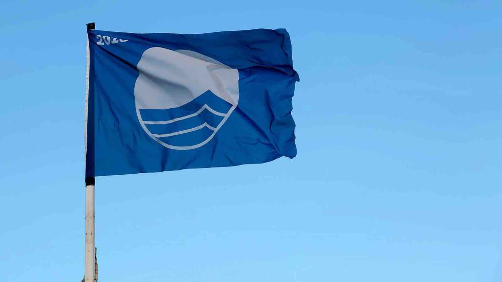 Sardina Beach Blue Flag